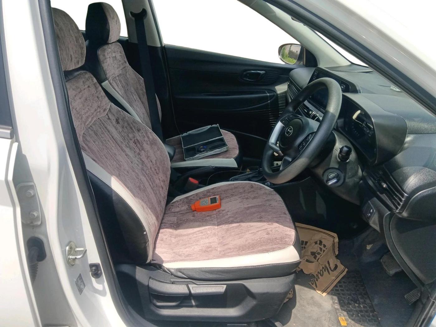 2022 Hyundai NEW I20 SPORTZ 1.2 AT, Petrol, Automatic, 29,454 km, interior
