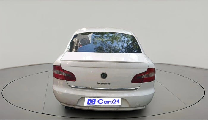 2012 Skoda Superb AMBITION 2.0 TDI CR AT, Diesel, Automatic, 1,05,179 km, exterior