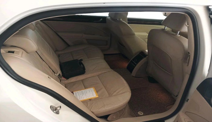 2012 Skoda Superb AMBITION 2.0 TDI CR AT, Diesel, Automatic, 1,05,179 km, interior