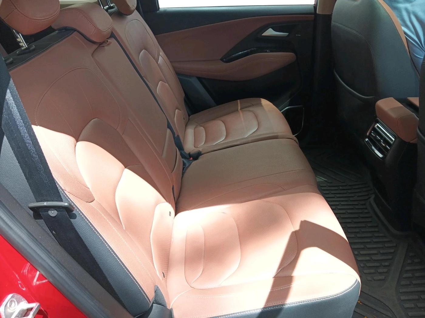2023 MG HECTOR PLUS SAVVY PRO 1.5 TURBO CVT 7 STR, Petrol, Automatic, 18,688 km, interior