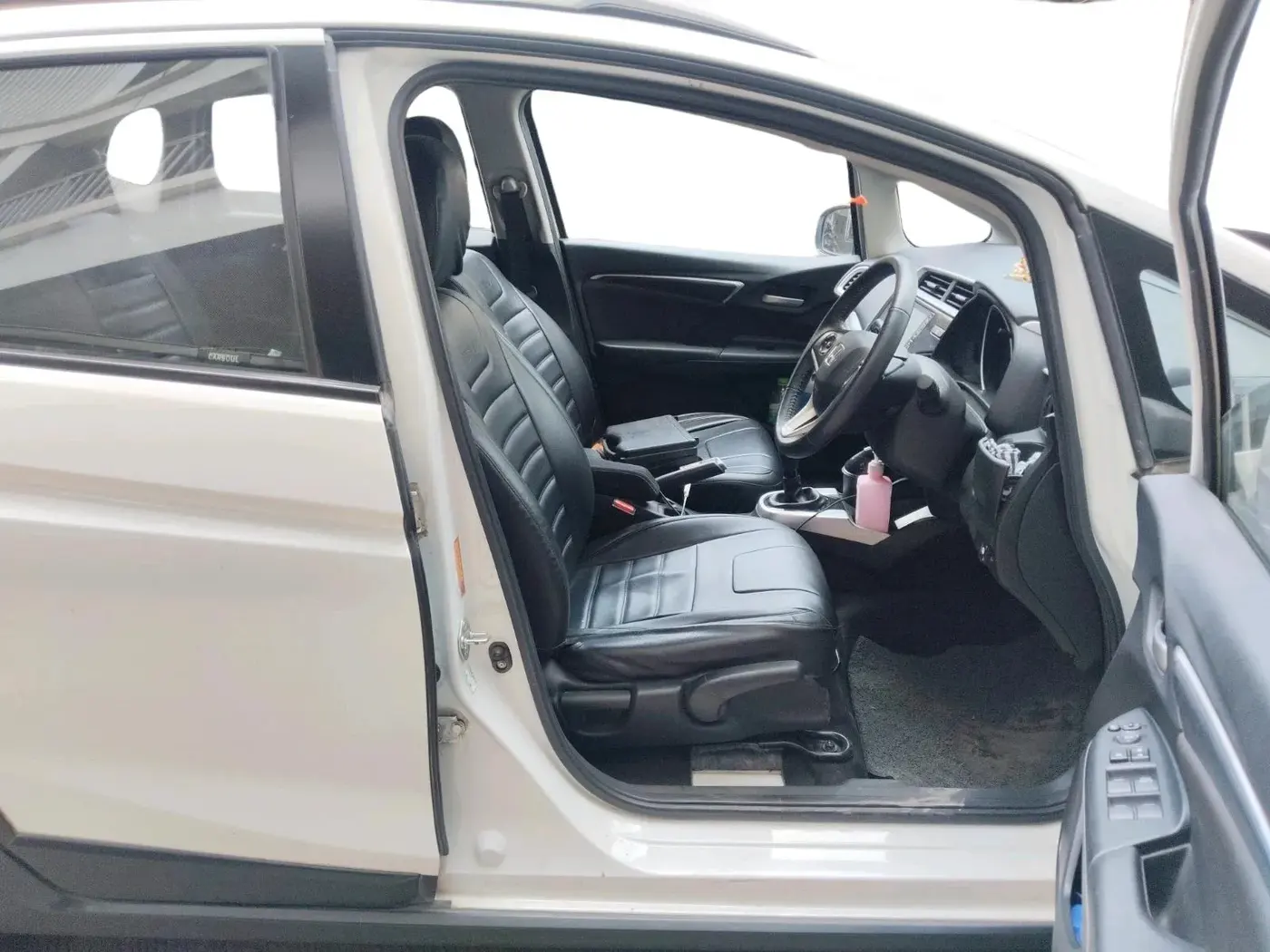 2021 Honda WR-V 1.2L I-VTEC VX MT, CNG, Manual, 38,336 km, interior