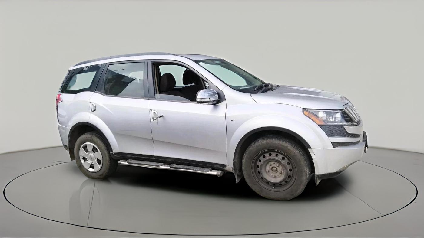 2012 Mahindra XUV500 W6, Diesel, Manual, 2,22,371 km, exterior