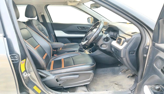 2023 Tata PUNCH ACCOMPLISHED DAZZLE SUNROOF CNG MT, CNG, Manual, 40,760 km, interior