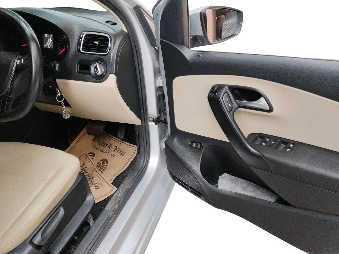2019 Volkswagen Vento 1.2 TSI HIGHLINE PLUS AT, Petrol, Automatic, 38,362 km, interior