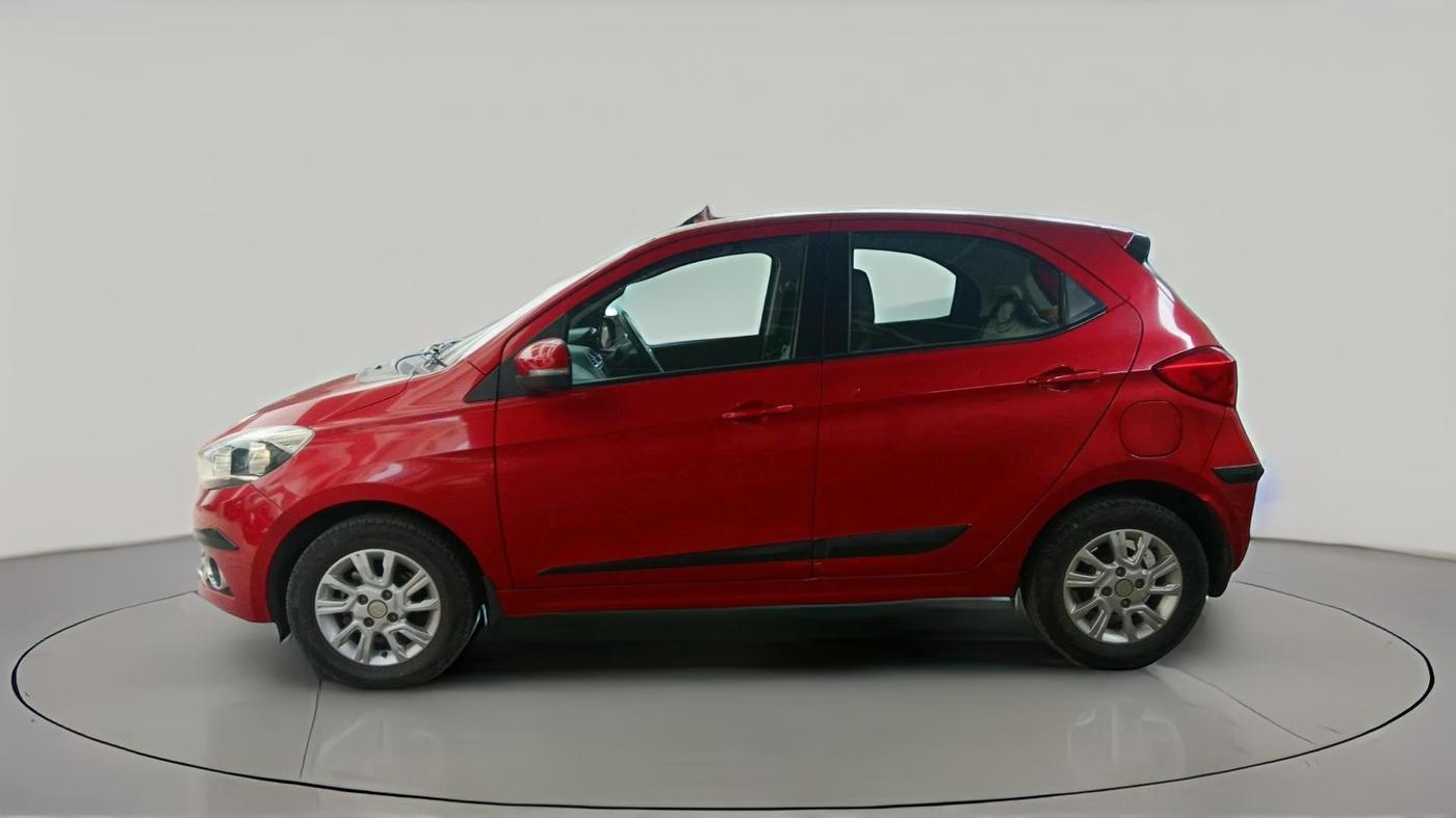 2018 Tata Tiago XZ PETROL, Petrol, Manual, 55,602 km, exterior