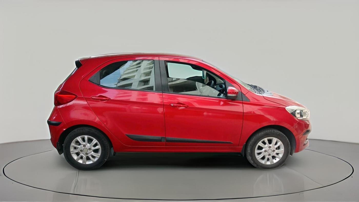 2018 Tata Tiago XZ PETROL, Petrol, Manual, 55,602 km, exterior