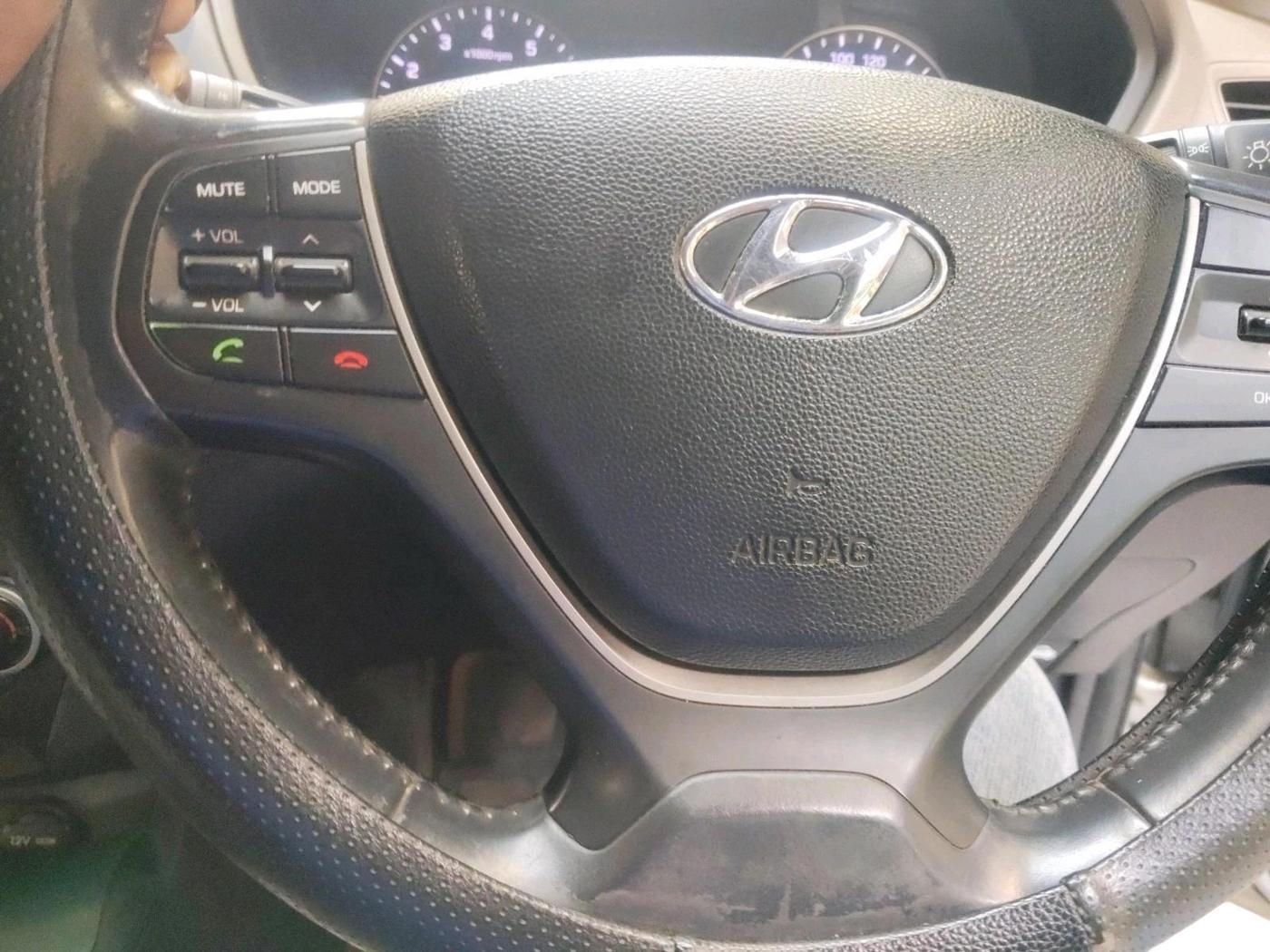 2015 Hyundai Elite i20 ASTA 1.2, Petrol, Manual, 66,938 km, interior