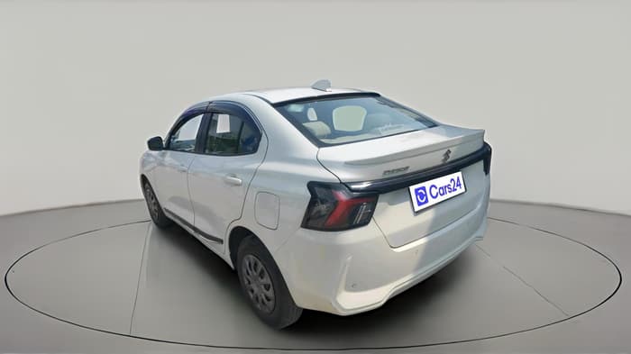 2025 Maruti Dzire VXi CNG, CNG, Manual, 19,421 km, exterior