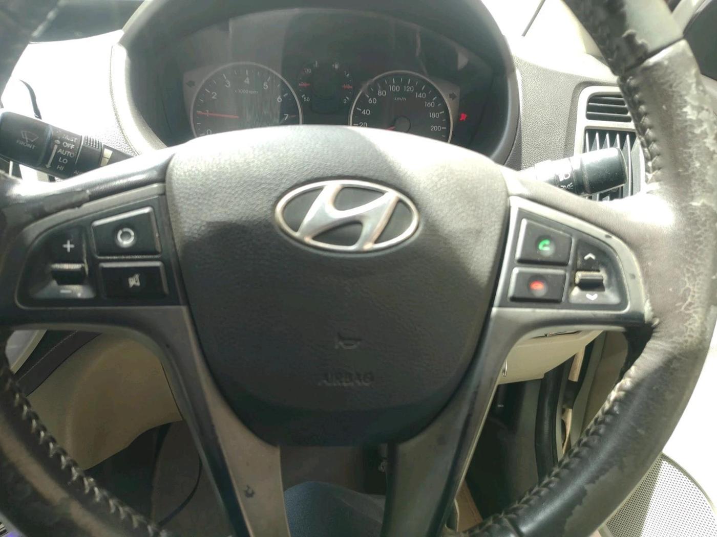 2013 Hyundai i20 SPORTZ 1.2, CNG, Manual, 97,642 km, interior