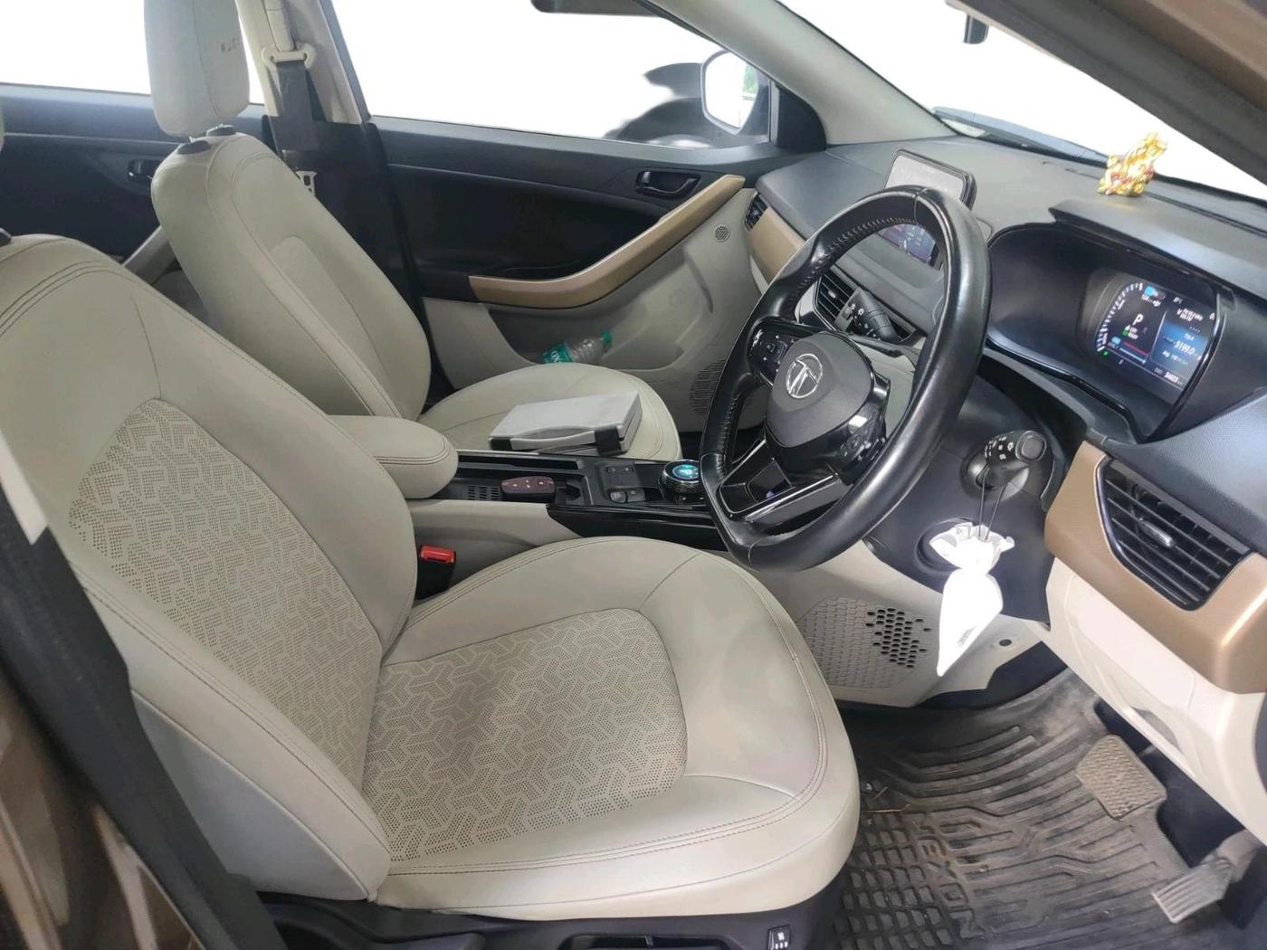 2022 Tata NEXON EV XZ Plus Lux Jet, Electric, Automatic, 34,603 km, interior