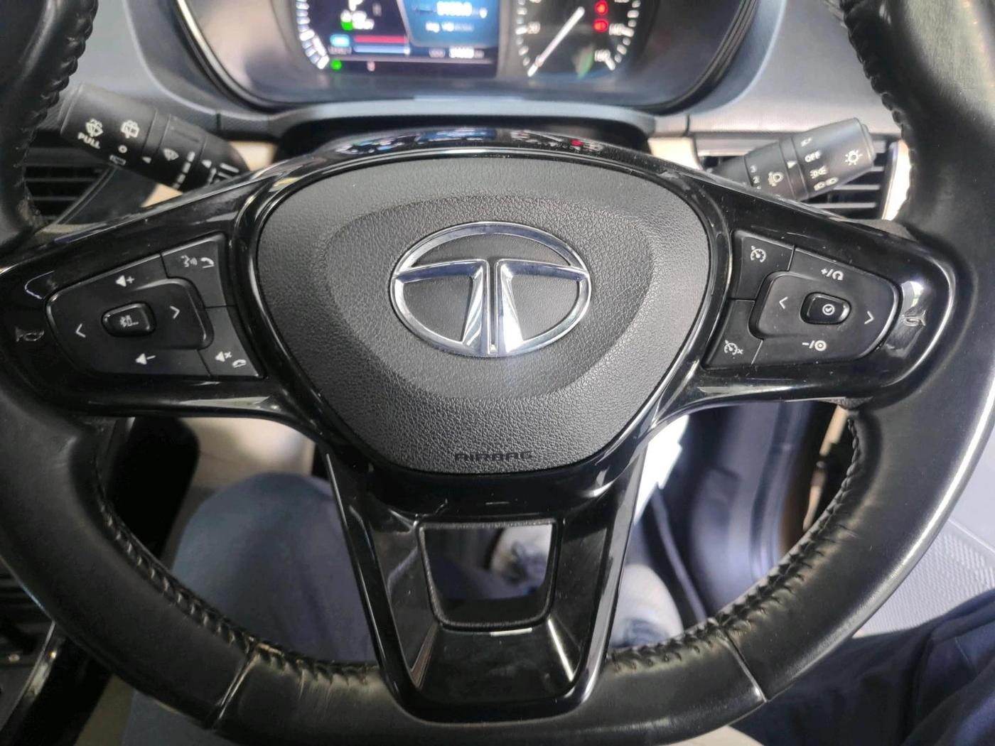 2022 Tata NEXON EV XZ Plus Lux Jet, Electric, Automatic, 34,603 km, interior