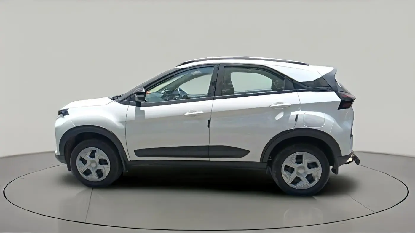 2025 Tata NEXON Pure Plus 1.2 iCNG 6MT, CNG, Manual, 2,512 km, exterior