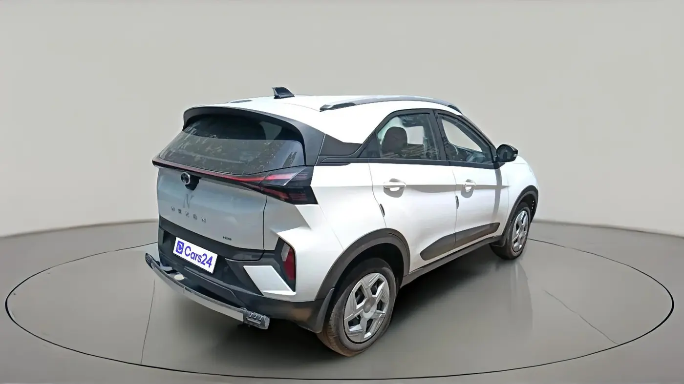 2025 Tata NEXON Pure Plus 1.2 iCNG 6MT, CNG, Manual, 2,512 km, exterior