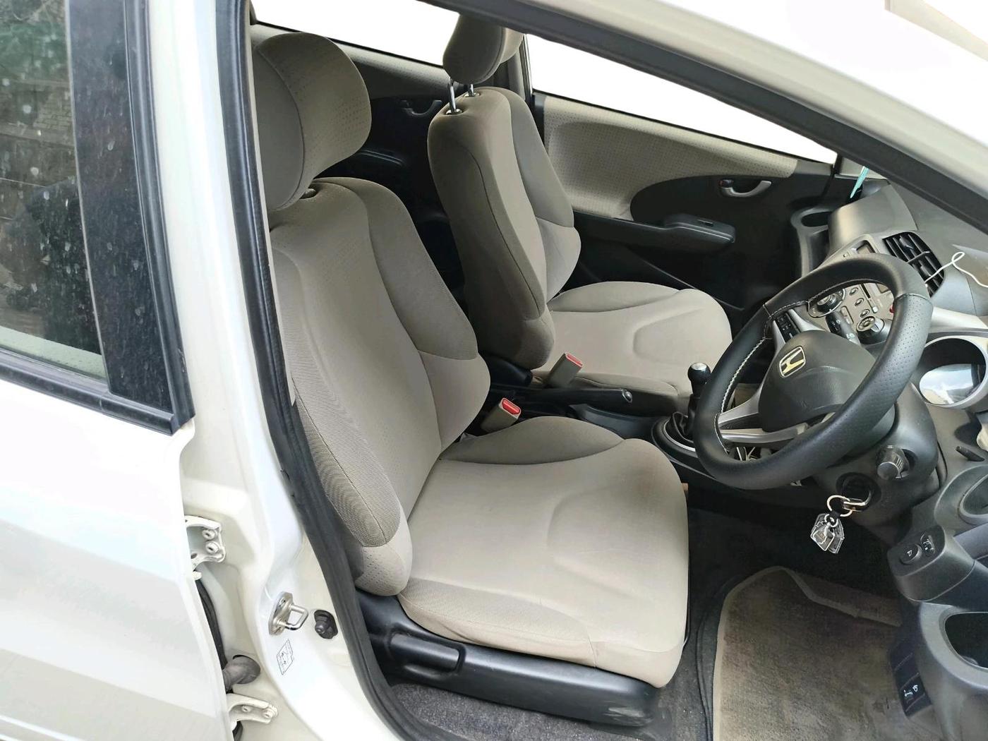 2011 Honda Jazz 1.2L I-VTEC BASE, Petrol, Manual, 96,510 km, interior