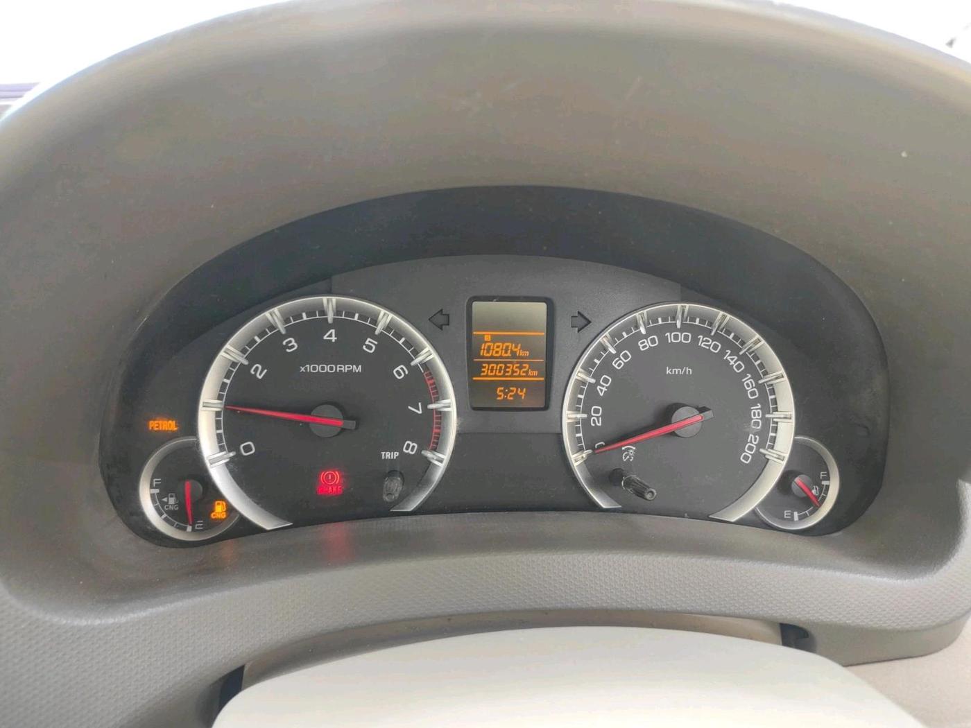 2014 Maruti Ertiga VXI CNG, CNG, Manual, 3,00,352 km, interior