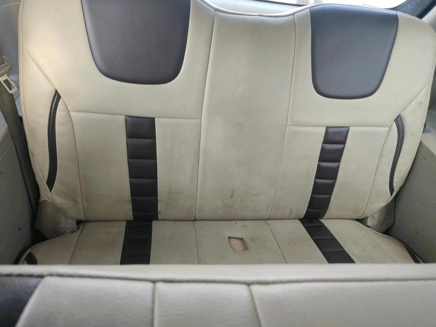 2014 Maruti Ertiga VXI CNG, CNG, Manual, 3,00,352 km, interior