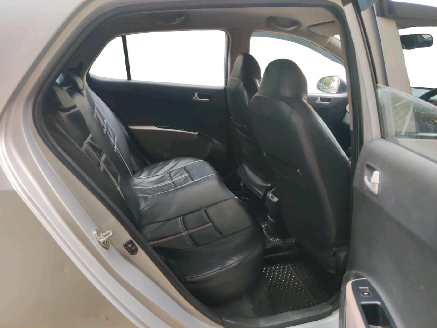 2014 Hyundai Grand i10 SPORTZ 1.2 KAPPA VTVT, Petrol, Manual, 80,593 km, interior