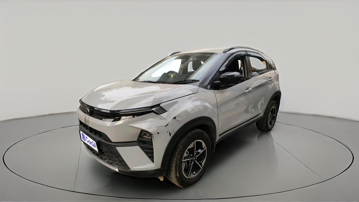 2025 Tata NEXON CREATIVE AMT 1.5 DIESEL, Diesel, Automatic, 5,160 km, exterior