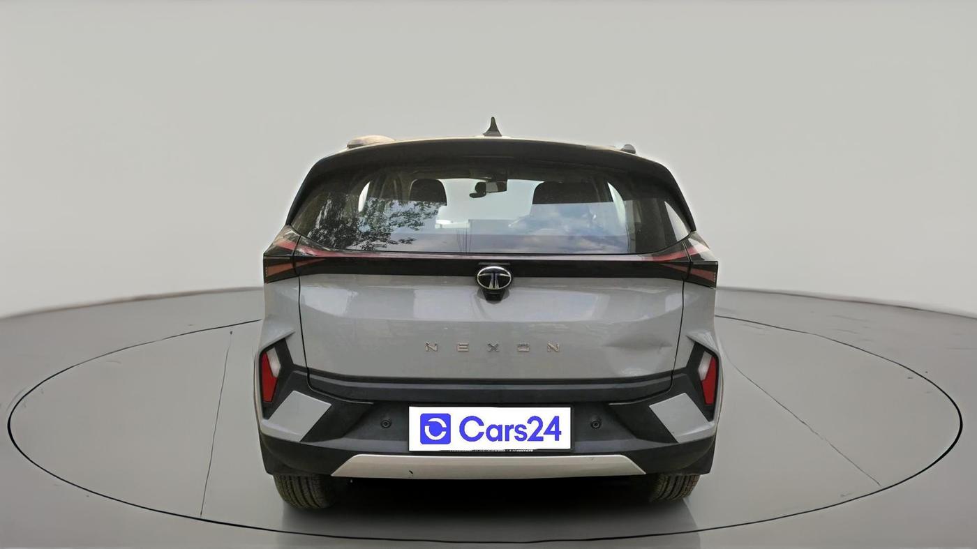 2025 Tata NEXON CREATIVE AMT 1.5 DIESEL, Diesel, Automatic, 5,160 km, exterior