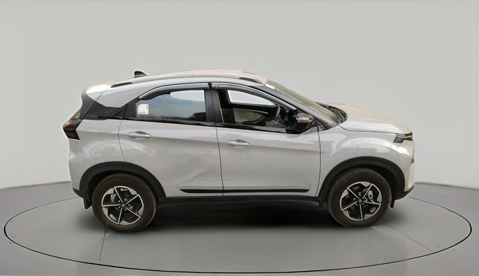 2025 Tata NEXON CREATIVE AMT 1.5 DIESEL, Diesel, Automatic, 5,160 km, exterior