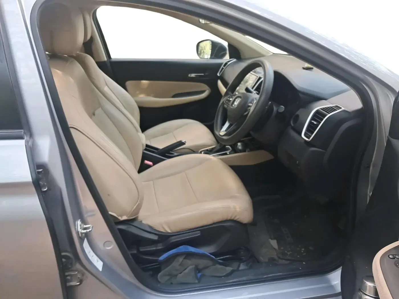 2023 Honda City 1.5L I-VTE V CVT, Petrol, Automatic, 30,351 km, interior