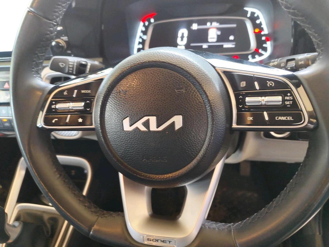 2023 KIA SONET HTX 1.0 TURBO PETROL IMT, Petrol, Manual, 38,399 km, interior
