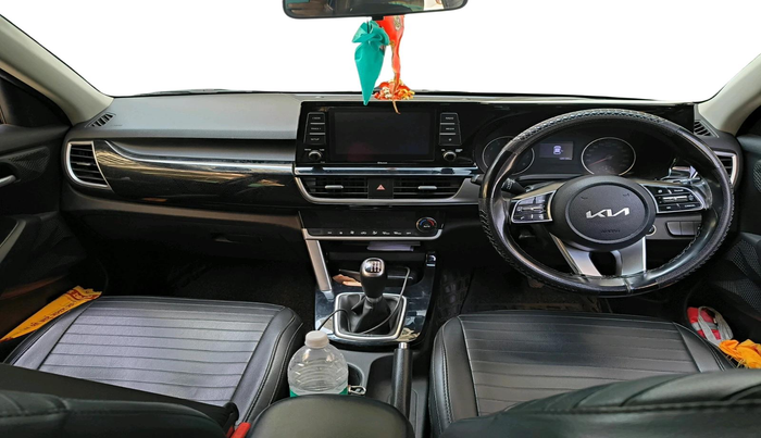 2021 KIA SELTOS HTK PLUS 1.5 IMT, Petrol, Manual, 1,24,133 km, interior