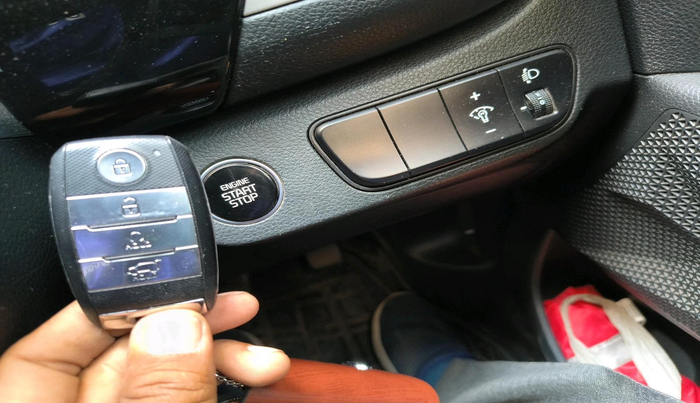 2021 KIA SELTOS HTK PLUS 1.5 IMT, Petrol, Manual, 1,24,133 km, interior