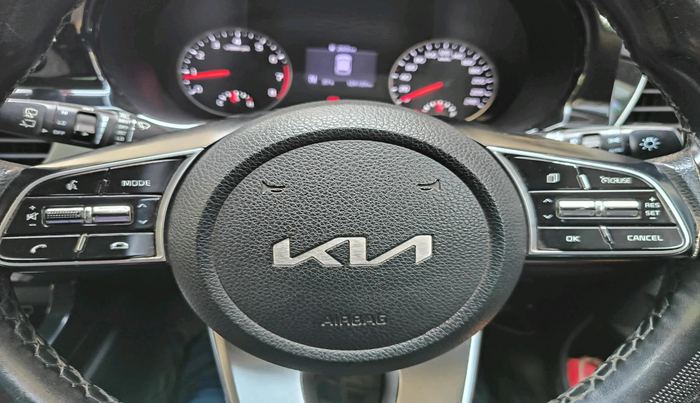 2021 KIA SELTOS HTK PLUS 1.5 IMT, Petrol, Manual, 1,24,133 km, interior
