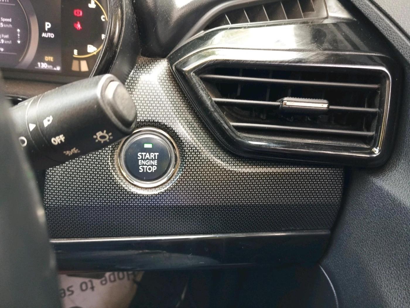2022 Tata Safari XZA PLUS 6 S DARK EDITION, Diesel, Automatic, 33,157 km, interior