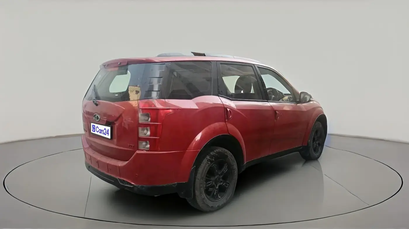2011 Mahindra XUV500 W6, Diesel, Manual, 1,04,814 km, exterior