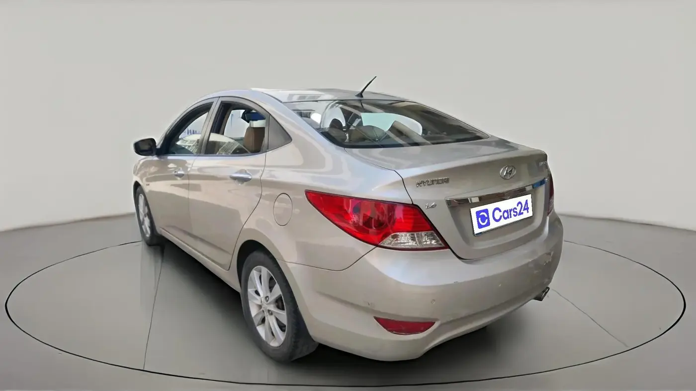 2011 Hyundai Verna FLUIDIC 1.6 VTVT SX, Petrol, Manual, 1,40,009 km, exterior