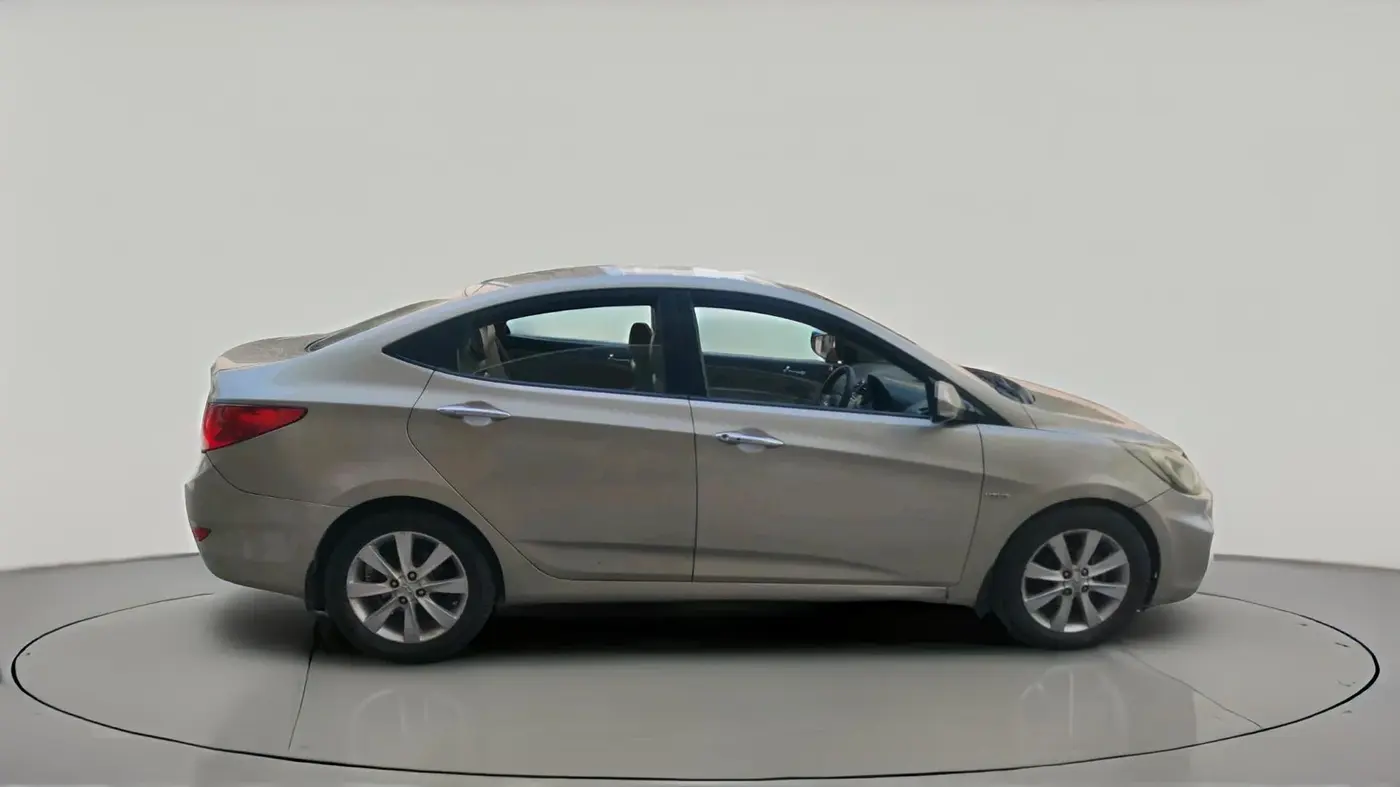 2011 Hyundai Verna FLUIDIC 1.6 VTVT SX, Petrol, Manual, 1,40,009 km, exterior