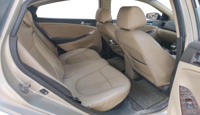 2011 Hyundai Verna FLUIDIC 1.6 VTVT SX, Petrol, Manual, 1,40,009 km, interior