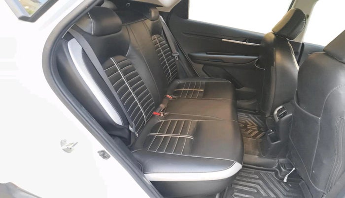 2022 KIA SONET HTK PLUS 1.0 IMT, Petrol, Manual, 21,138 km, interior