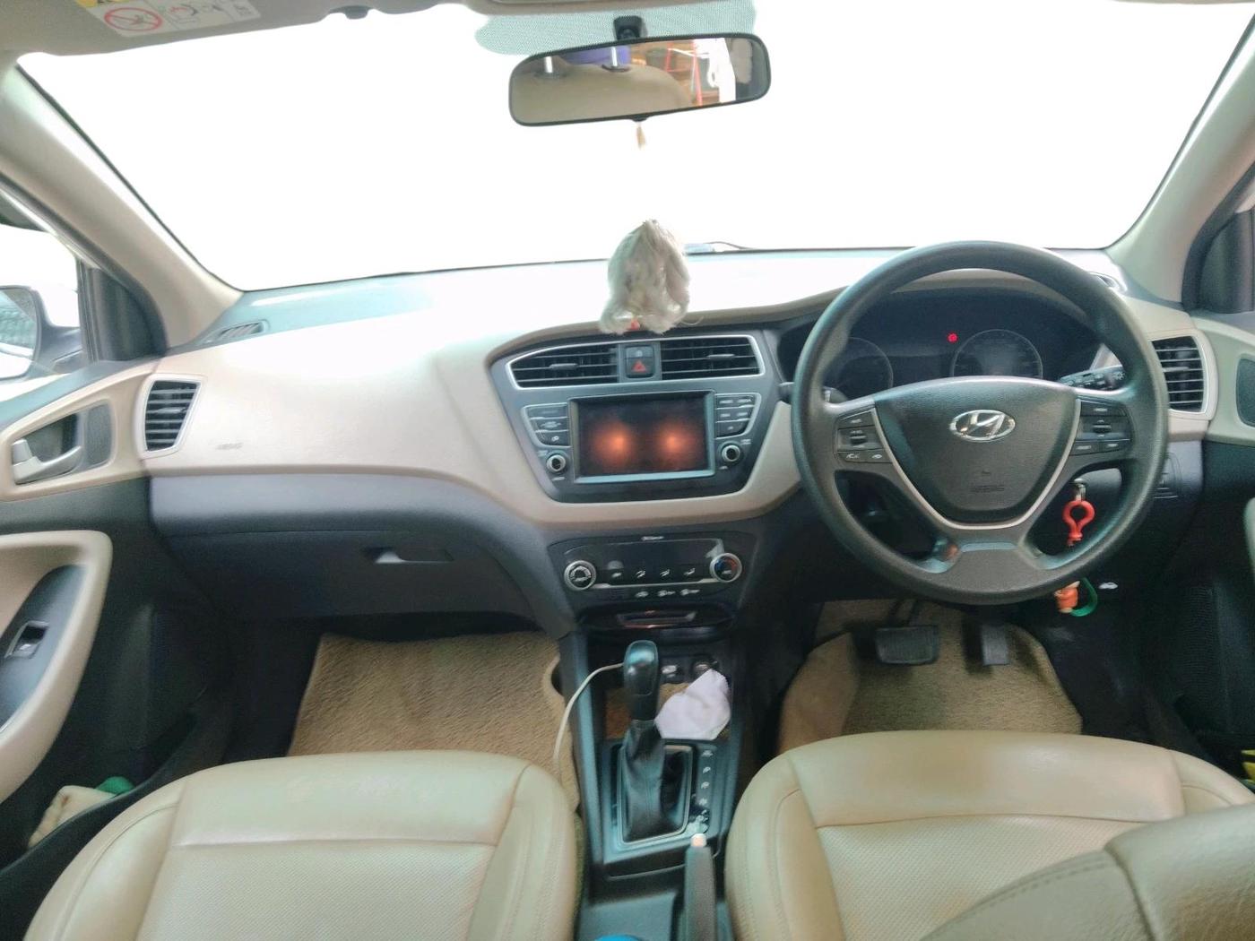 2018 Hyundai Elite i20 ASTA 1.2  CVT, Petrol, Automatic, 67,552 km, interior