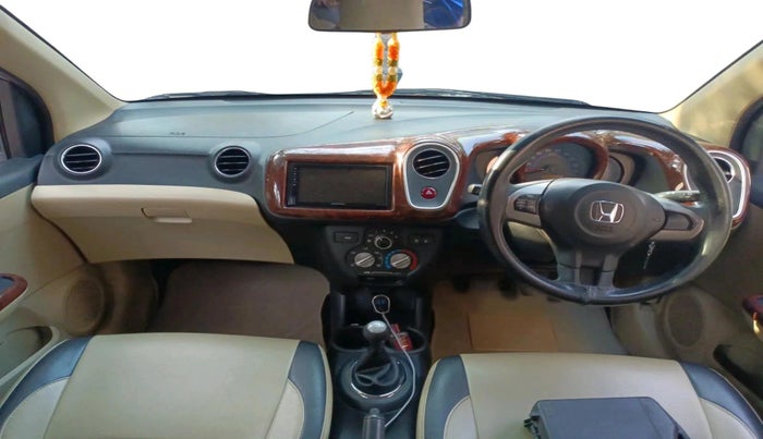 2015 Honda Mobilio 1.5L I-VTEC V, Petrol, Manual, 1,00,061 km, interior