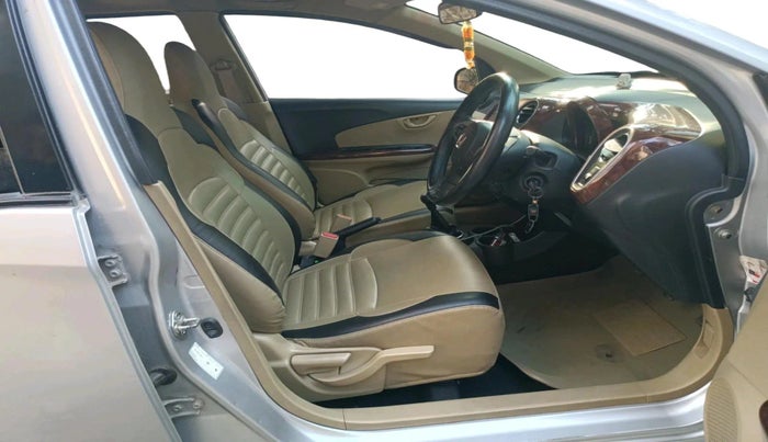 2015 Honda Mobilio 1.5L I-VTEC V, Petrol, Manual, 1,00,061 km, interior