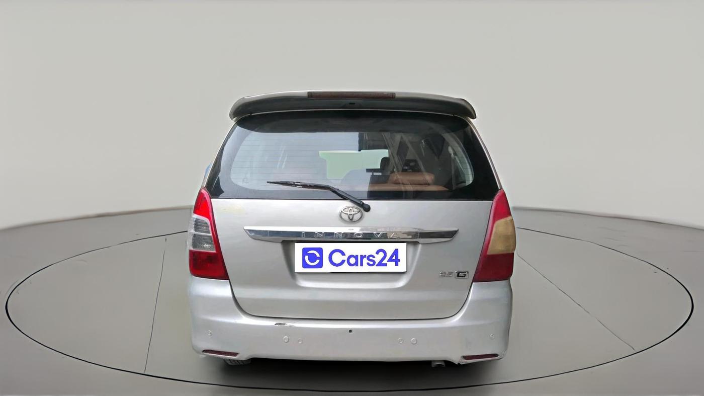 2013 Toyota Innova 2.5 GX 7 STR, Diesel, Manual, 1,51,375 km, exterior