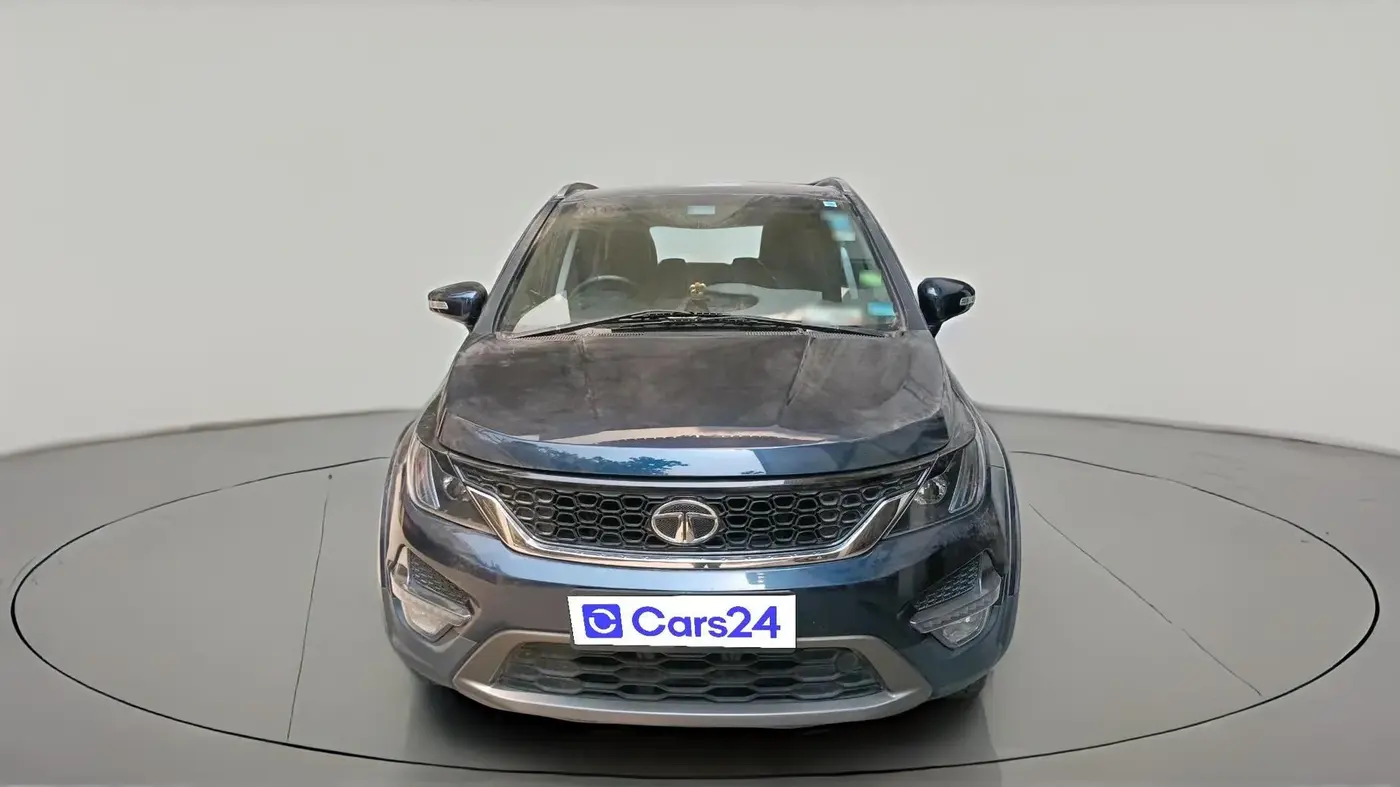 2017 Tata Hexa XT 4X2 7 STR, Diesel, Manual, 30,821 km, exterior