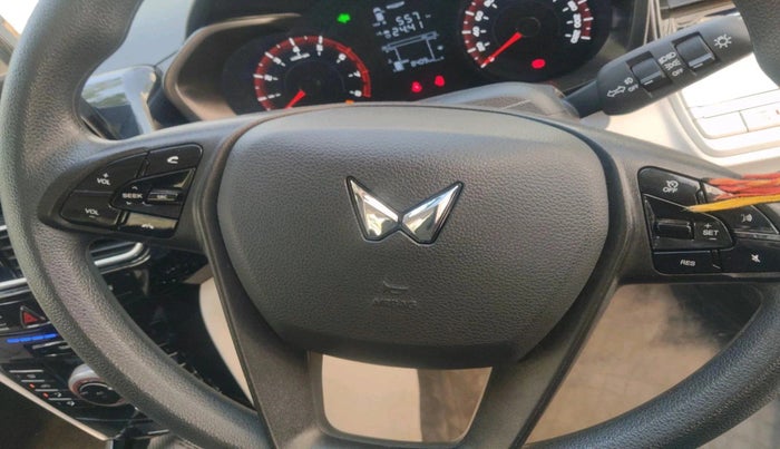 2024 Mahindra XUV 3XO MX3 1.2 L TCMPFi, Petrol, Manual, 8,409 km, interior