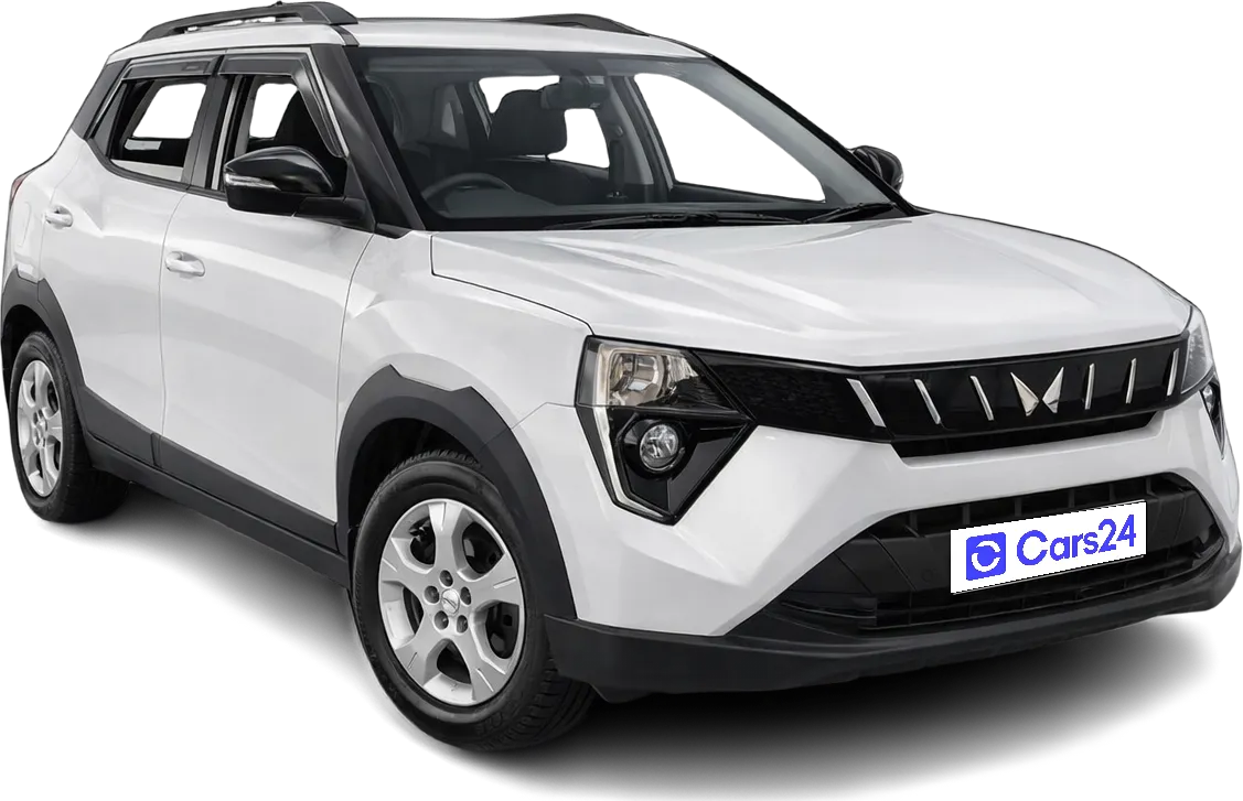 2024 Mahindra XUV 3XO - SUV - Petrol - Manual - ₹10.40 lakh