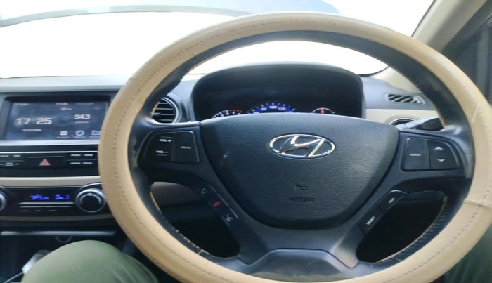 2017 Hyundai Xcent SX 1.2 (O), Petrol, Manual, 1,14,753 km, interior