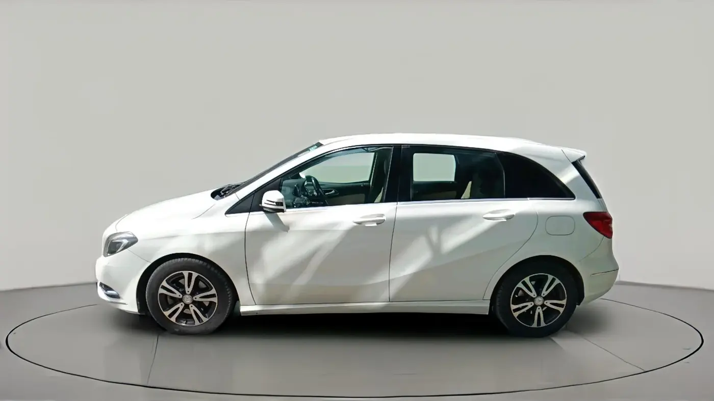 2014 Mercedes Benz B Class B180, Diesel, Automatic, 95,525 km, exterior