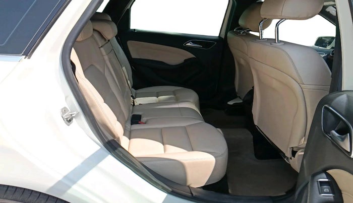 2014 Mercedes Benz B Class B180, Diesel, Automatic, 95,525 km, interior