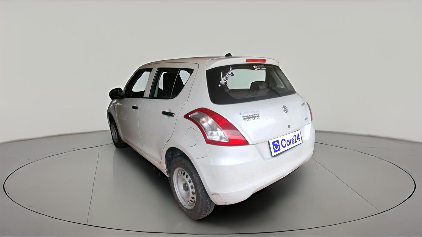 2015 Maruti Swift Dzire LXI, Petrol, Manual, 51,686 km, exterior