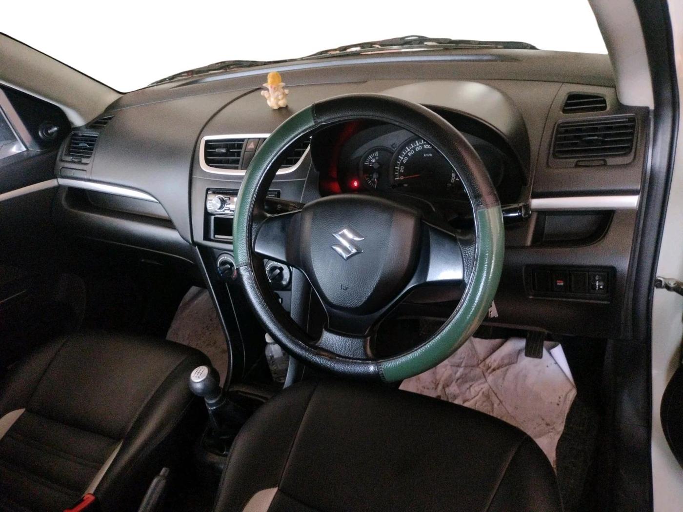 2015 Maruti Swift Dzire LXI, Petrol, Manual, 51,686 km, interior