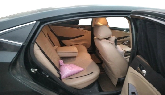2013 Hyundai Verna FLUIDIC 1.6 VTVT SX AT, CNG, Automatic, 1,50,555 km, interior