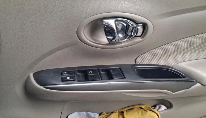 2012 Nissan Sunny XV PETROL, CNG, Manual, 1,19,968 km, interior