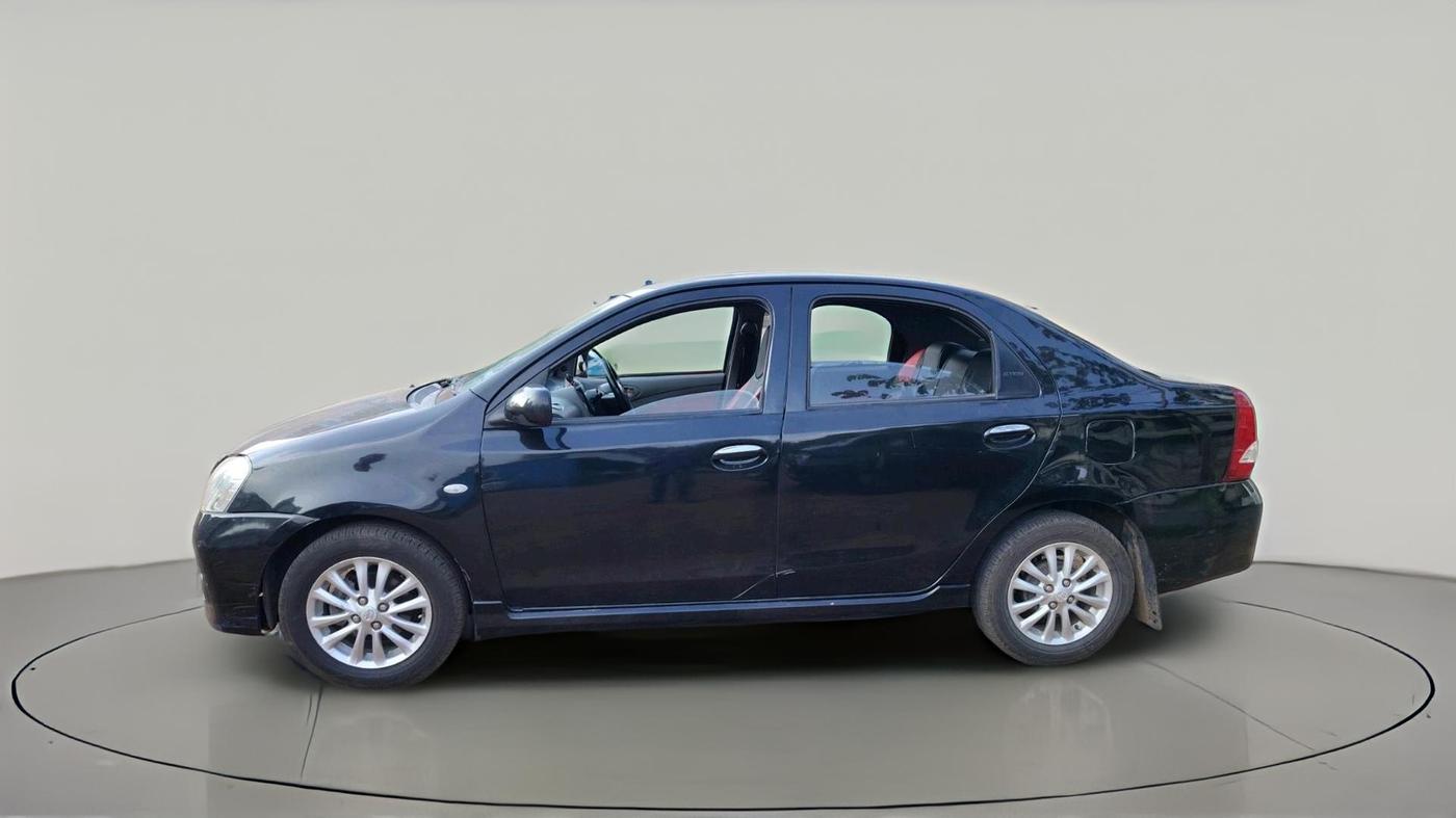 2011 Toyota Etios V, Petrol, Manual, 1,45,011 km, exterior